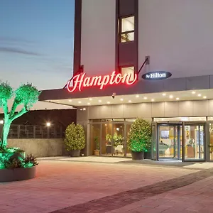 Hampton By Hilton Airport, Arnavutkoy فندق
